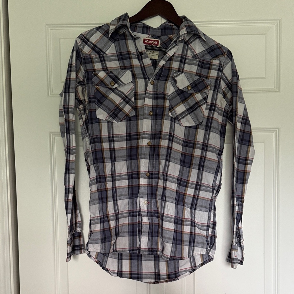 Wrangler Men's White and Blue Plaid Button Down Shirt